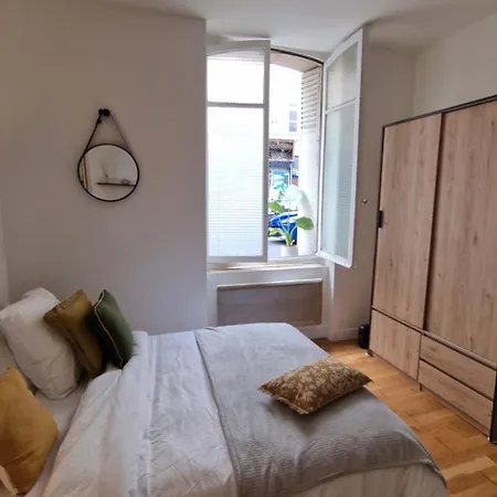 Apartman Le Marais,center ,5 Minute Eiffel Tour And Louvre Meusm ,1 Mins Metro