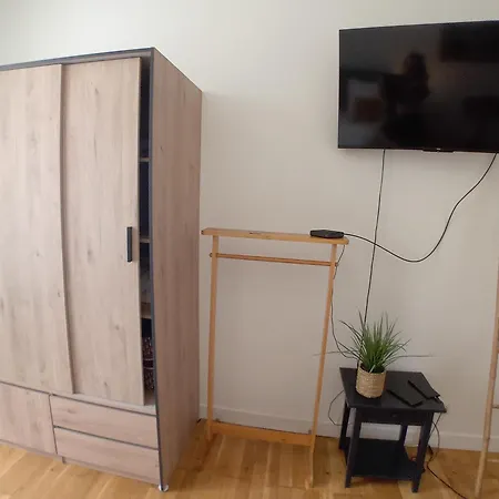 Le Marais,center ,5 Minute Eiffel Tour And Louvre Meusm ,1 Mins Metro * Paris