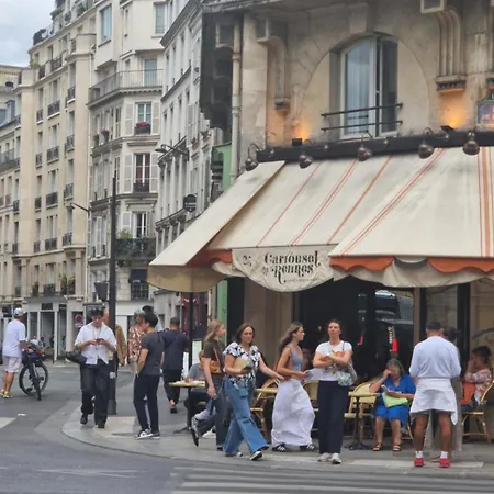 Le Marais,center ,5 Minute Eiffel Tour And Louvre Meusm ,1 Mins Metro * Párizs